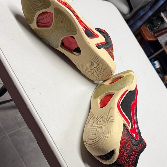 Nike Black and Red Athletic Shoes - Picture 5 of 5